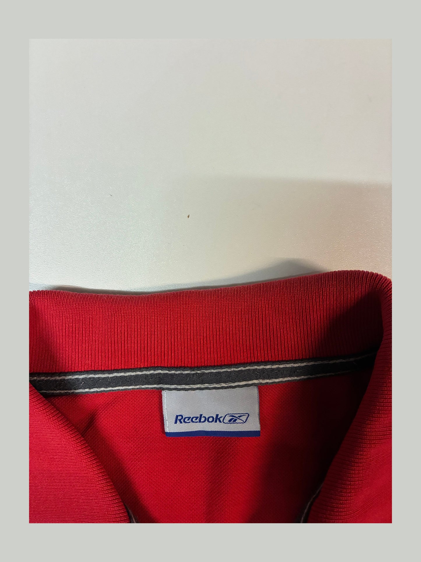 Vintage Reebok polo shirt mit Loch M 6461