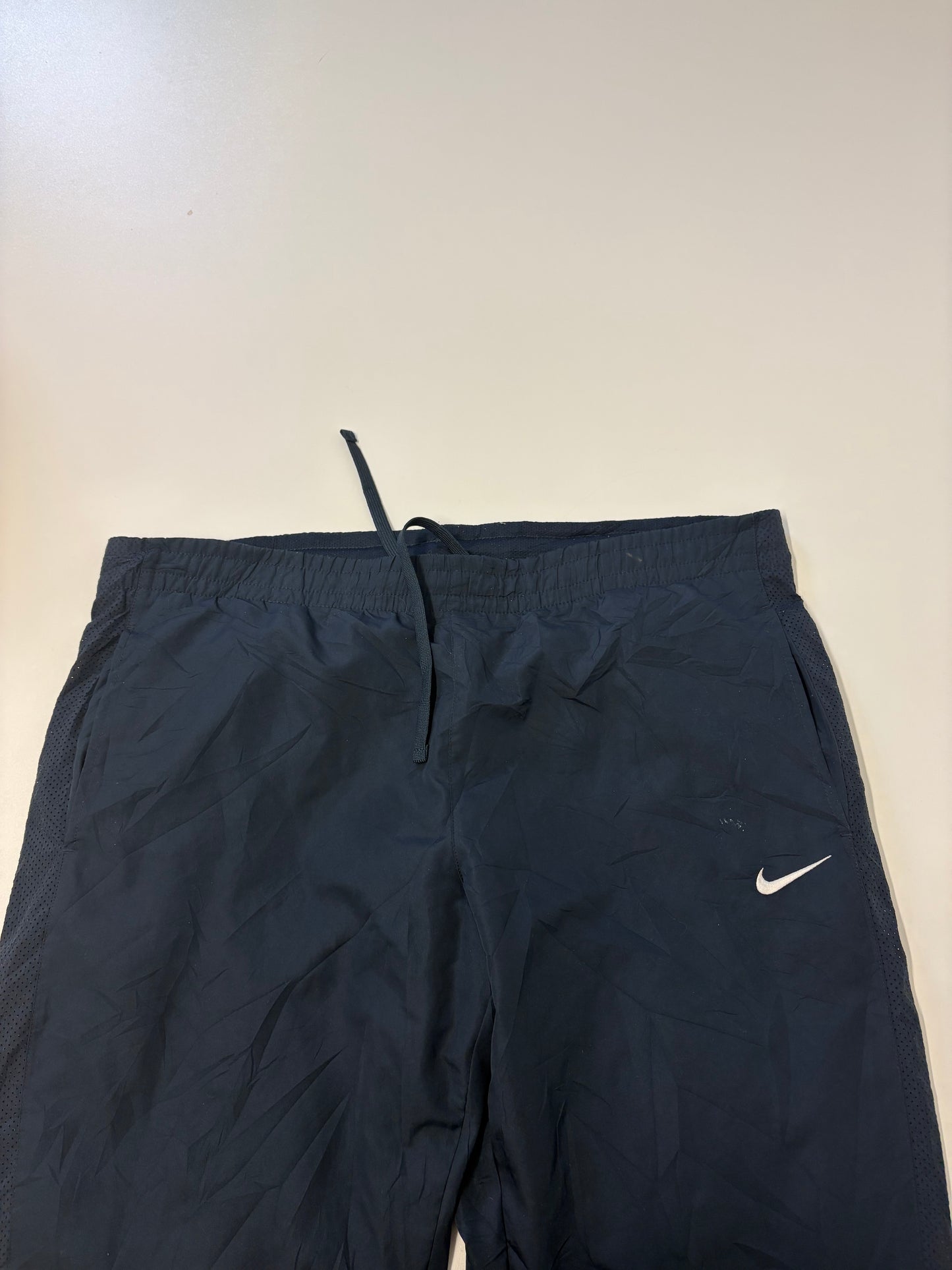 Nike Vintage Trackpants L Baggy Flecken und Bund beschädigt 7430