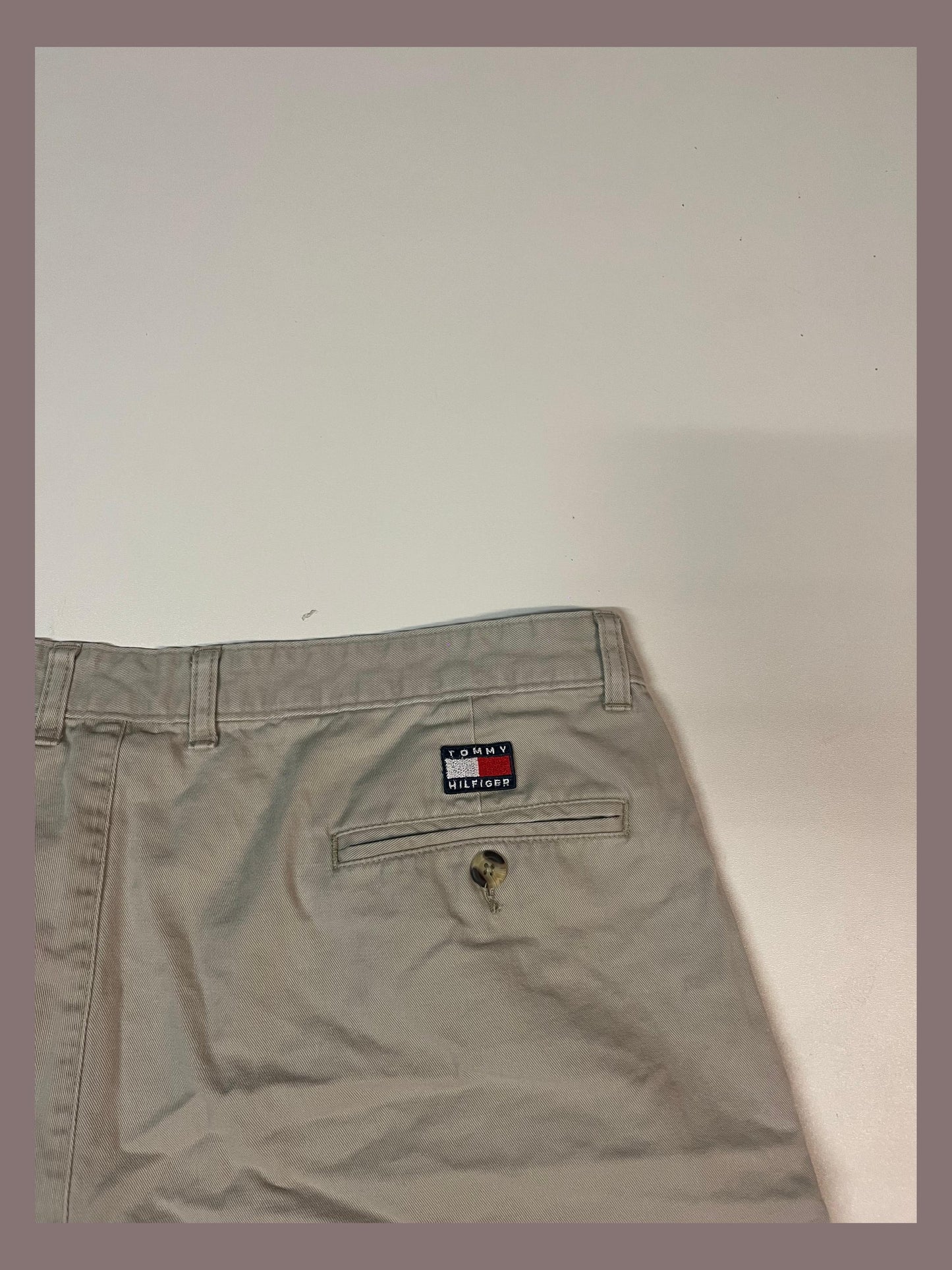 Vintage Tommy Hilfiger Shorts 40 3-7-2-5