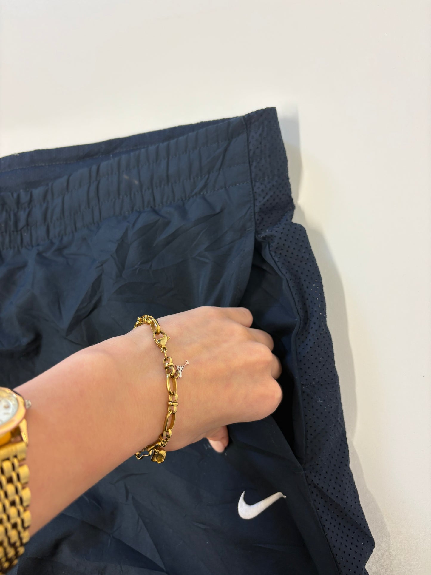 Nike Vintage Trackpants L Baggy Flecken und Bund beschädigt 7430