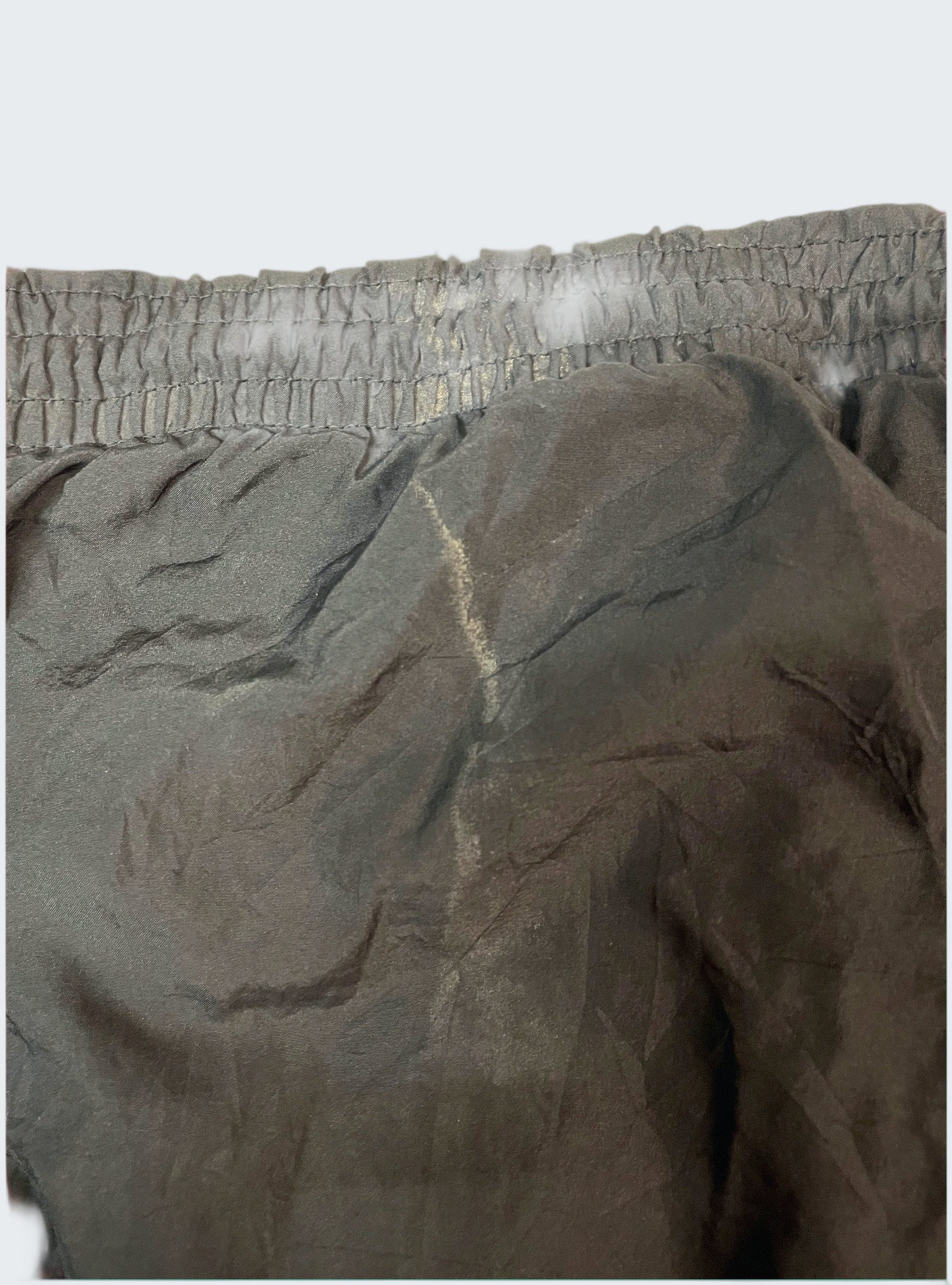 Picsart Shop-Hintergrund [picsart-white-bg] [bg:#E9ECEF] [old:84888607981832] [pos:8]