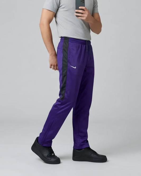 Nike Vintage Trackpants S baggy 7418 - 4:5 Hauptbild [format-4x5-v1] [sha:c1e497b5e009] [source:86105576964360]