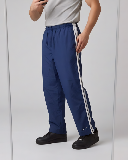 Nike vintage Trackpants XL 7463 - 4:5 Hauptbild [format-4x5-v1] [sha:5953744f5a92] [source:86098416828680]