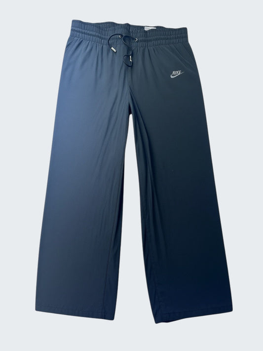 Nike vintage Trackpants Xl Baggy 7203 [photoroom-buegeln-bg-e9ecef-v1] [sha:0dc8dfc6497c] [bg:#E9ECEF] [source_image:86113820672264]