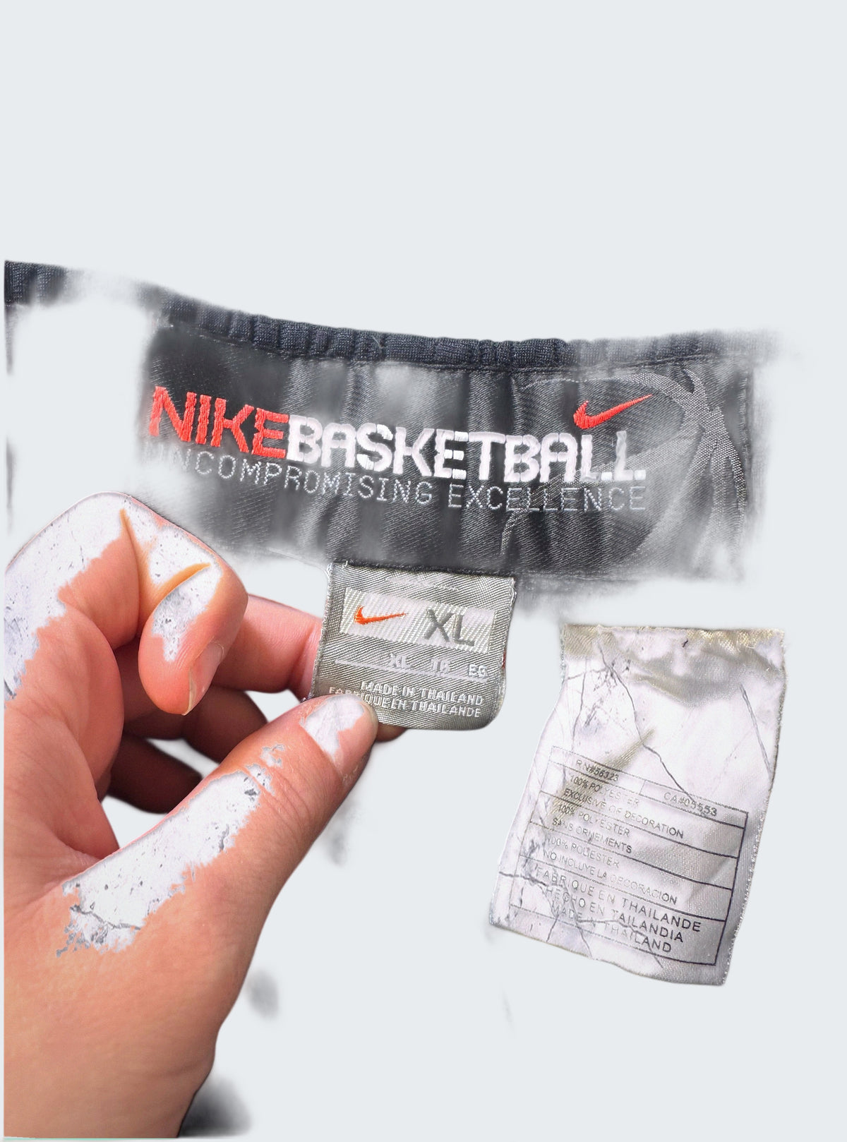 Picsart Shop-Hintergrund [picsart-white-bg] [bg:#E9ECEF] [old:85025622556936] [pos:8]