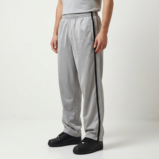 Nike Vintage Trackpants M baggy 7485 - geschaerft [picsart-enhance-v1] [sha:fd8aeb4889c9]