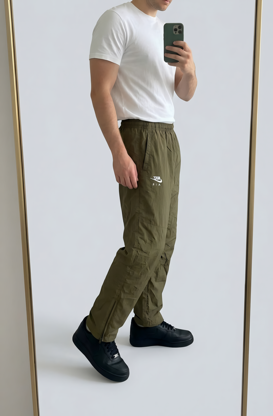 Nike Vintage Trackpants S baggy 73 95 - geschaerft [picsart-enhance-v1] [sha:2d72f8327305]