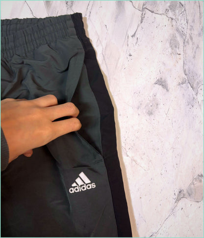 Adidas Vintage Trackpants xs baggy 5-7-9-5