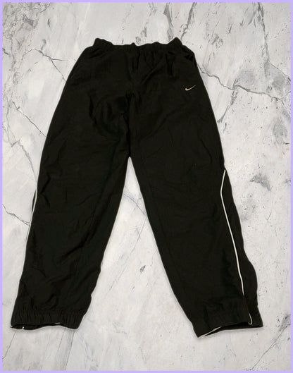 Nike Vintage Trackpants M 5-9-0-6