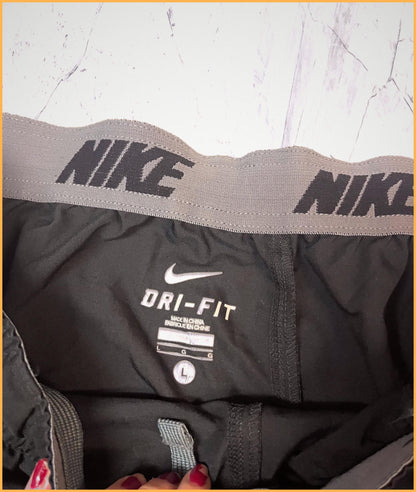 Nike Vintage Trackpants L baggy 5-4-5-6