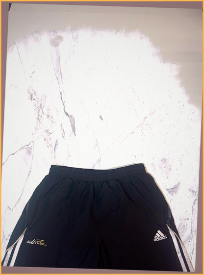 Vintage Adidas Trackpants baggy S 3-6-1-1