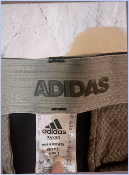 Vintage Adidas Hose 36/30 fit M 3-9-2-5