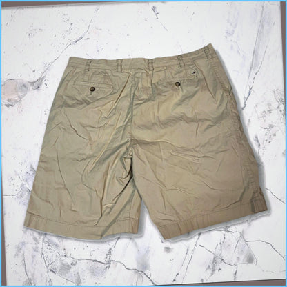 Vintage Tommy Hilfiger Shorts 40 3-7-2-0