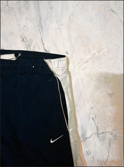 Vintage Nike Trackpants baggy Kids L fit XS 5-9-8-1