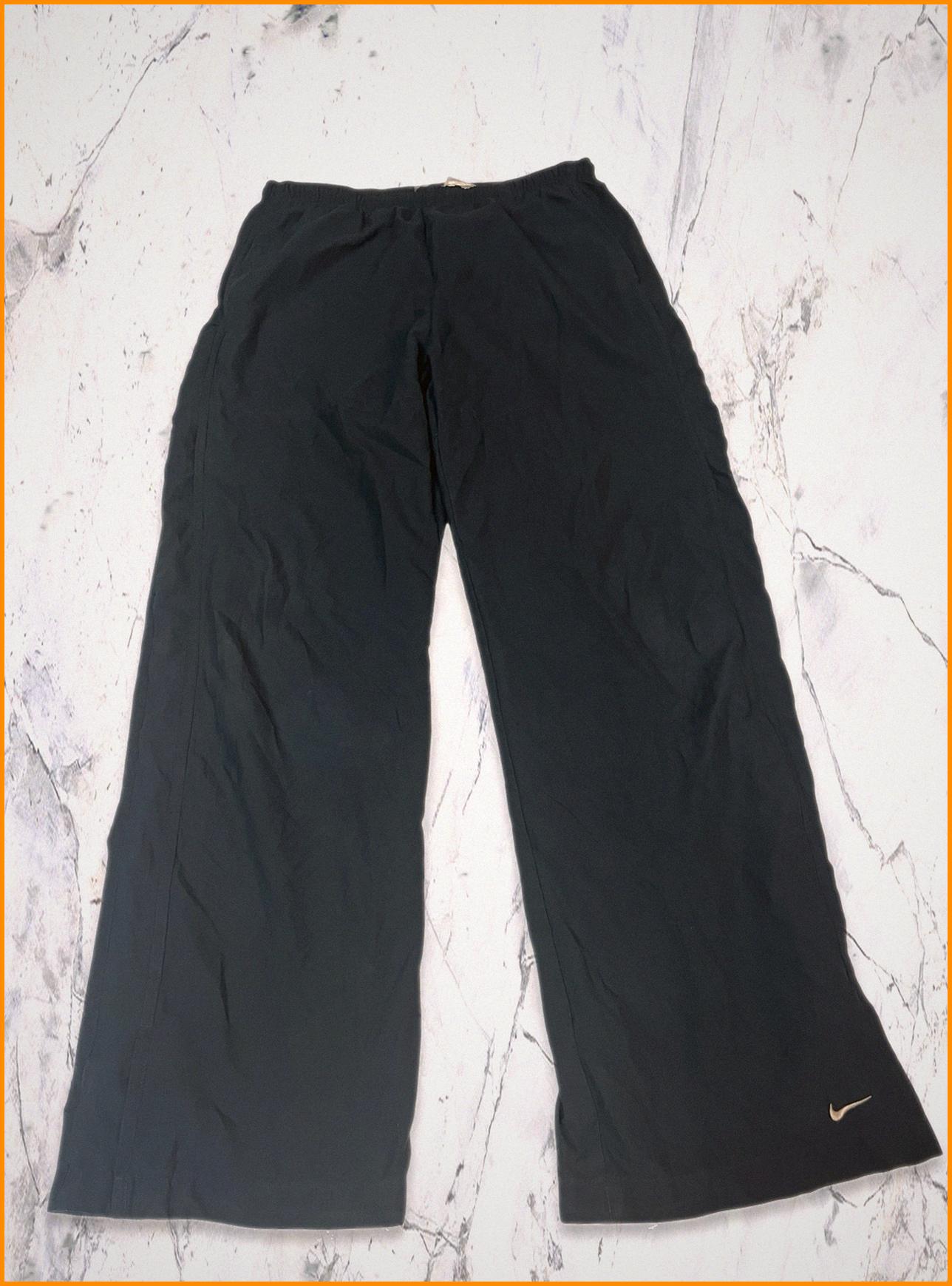 Vintage Nike Trackpants baggy M fit S 5-3-9-2