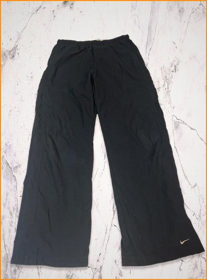 Vintage Nike Trackpants baggy M fit S 5-3-9-2