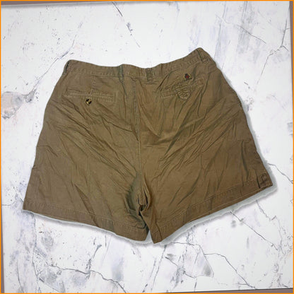 Vintage Tommy Hilfiger Shorts 38 3-6-9-0