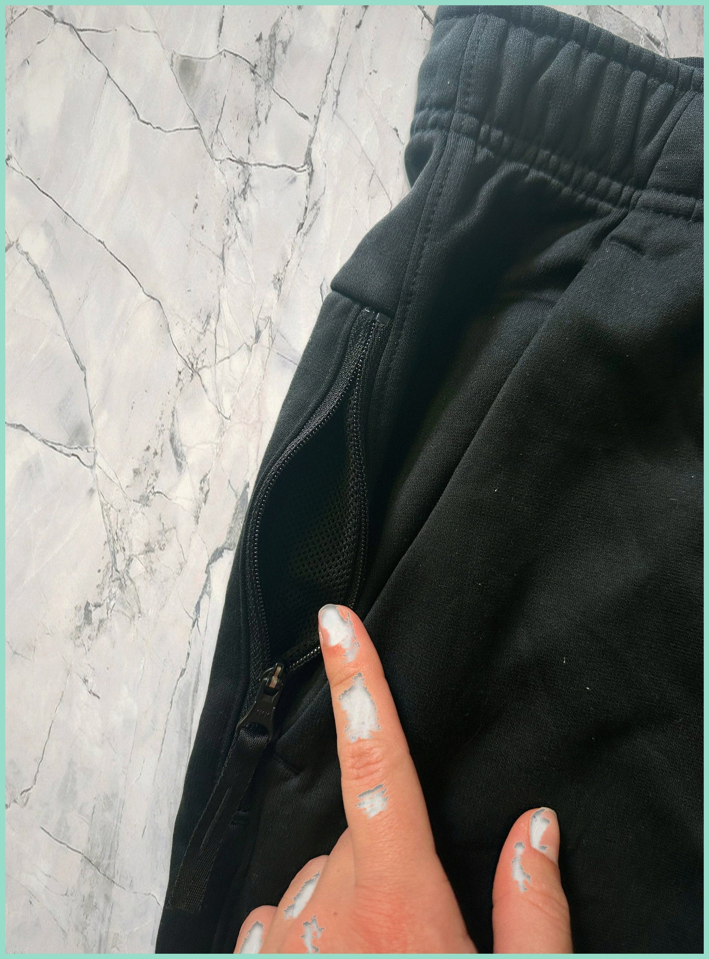 Nike vintage Trackpants M 7-2-4-0