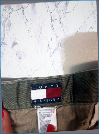 Vintage Tommy Hilfiger Shorts 38 3-6-9-0
