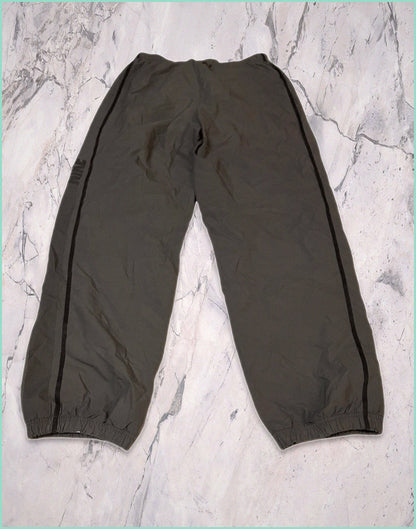 Nike Vintage Trackpants M 5-9-0-8