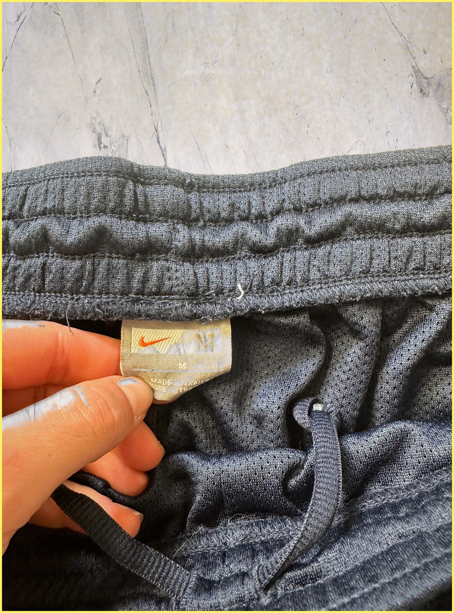 Nike vintage Trackpants M gekürzt 7-2-4-1