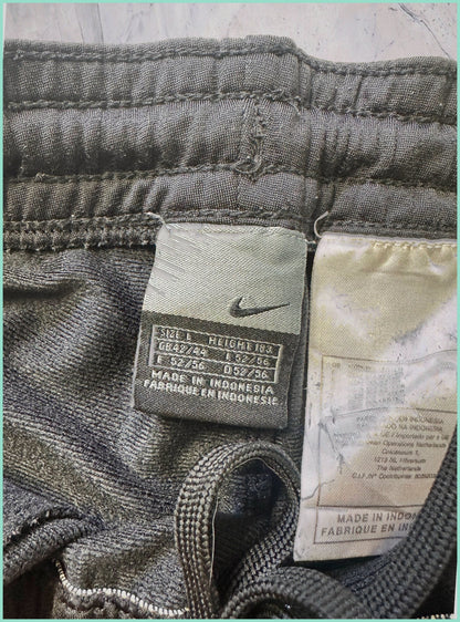 Nike vintage Trackpants L baggy 7-2-4-5
