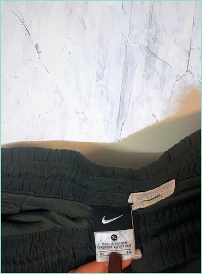 Vintage Nike Trackpants XL Band fehlt 5-7-0-2