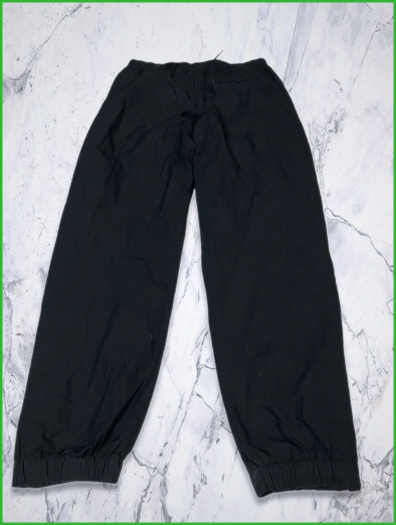 Nike Vintage Trackpants S 5-9-0-9
