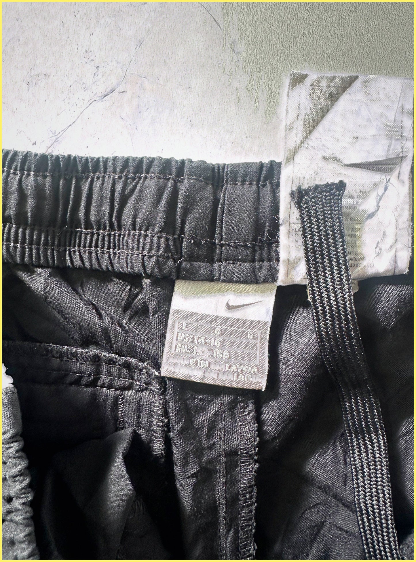 Nike vintage Trackpants Kids L 7-2-3-4