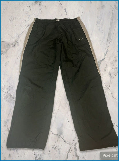 Vintage Nike Trackpants L 5-6-0-0