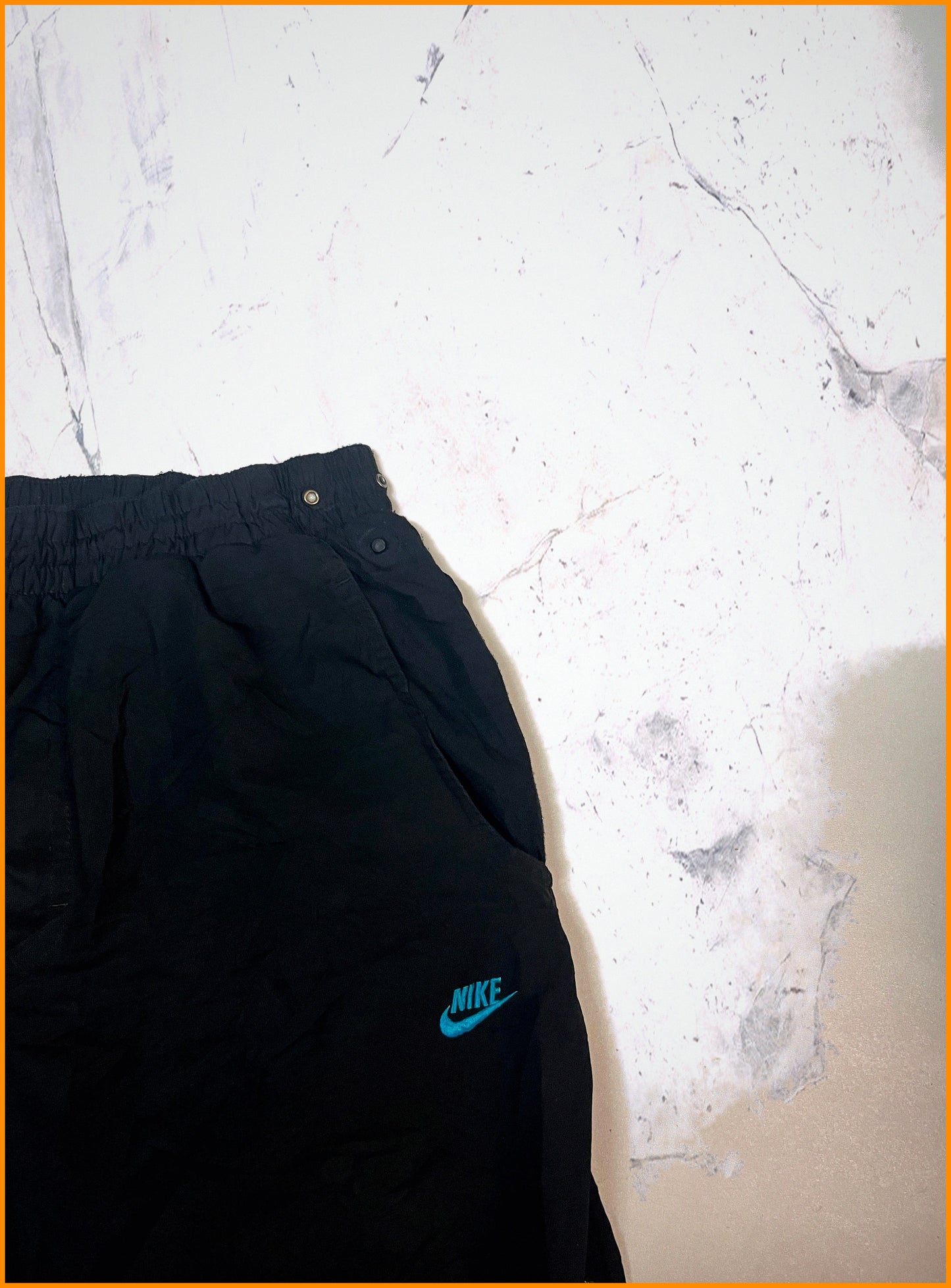 Vintage Nike Trackpants M fit S 5-5-5-0