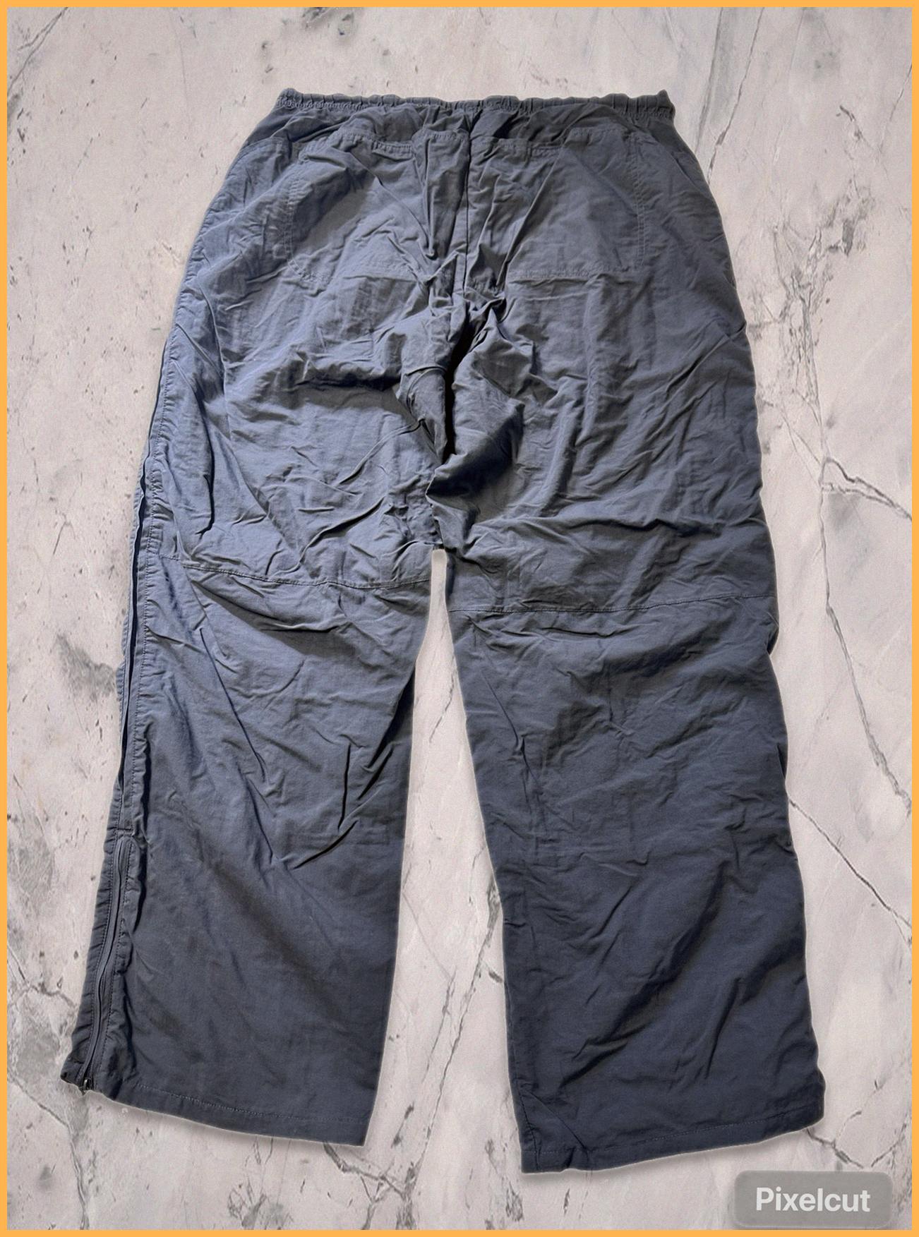 Nike vintage Trackpants XL fit M 7-2-4-7