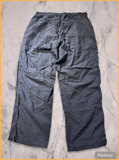 Nike vintage Trackpants XL fit M 7-2-4-7