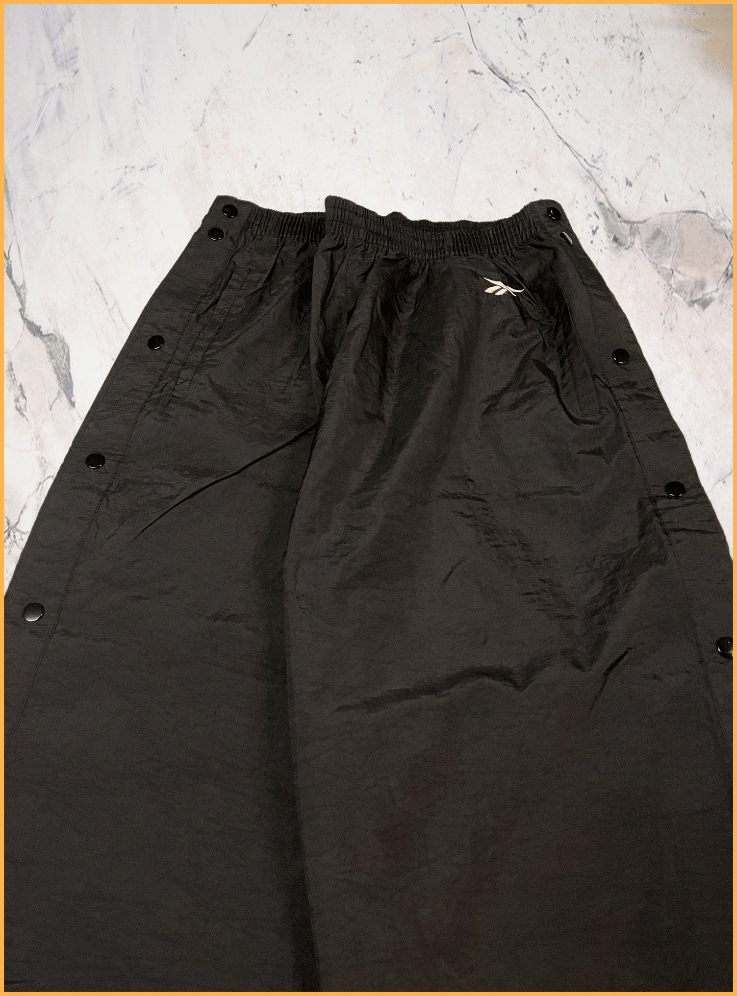 Reebok Vintage Nylon Trackpants XL 4-0-4-6