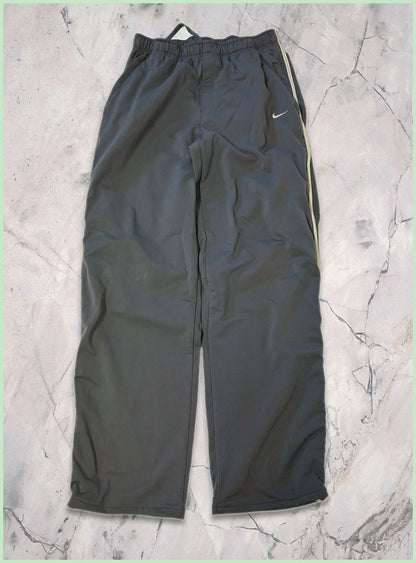Nike Vintage Trackpants M baggy 7-3-5-6