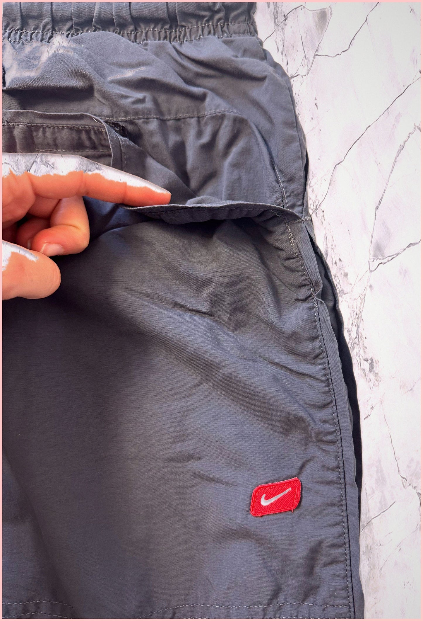 Nike vintage Trackpants XL fit M 7-2-4-7