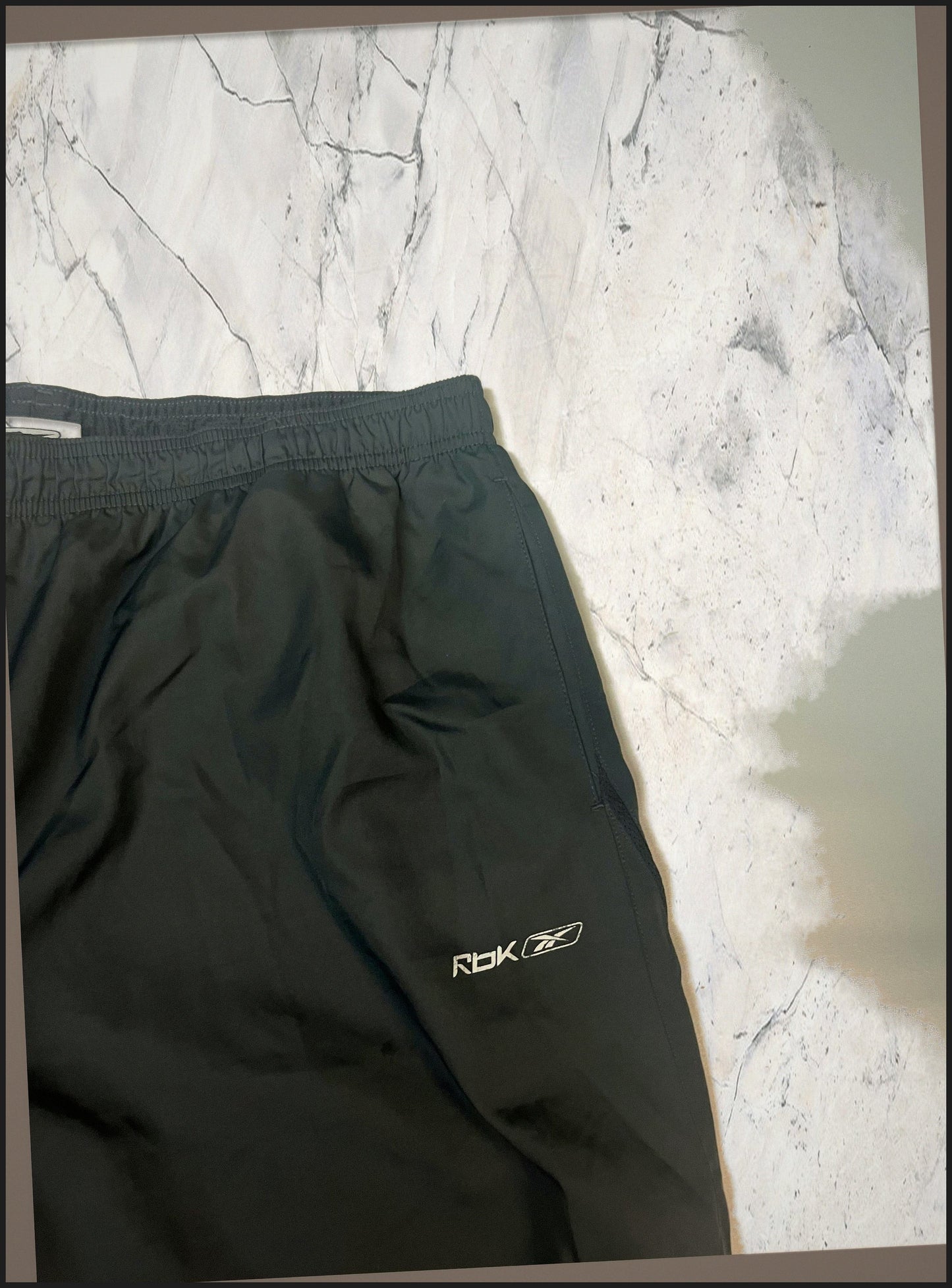 Vintage Reebok Trackpants XL fit L 3-2-2-6
