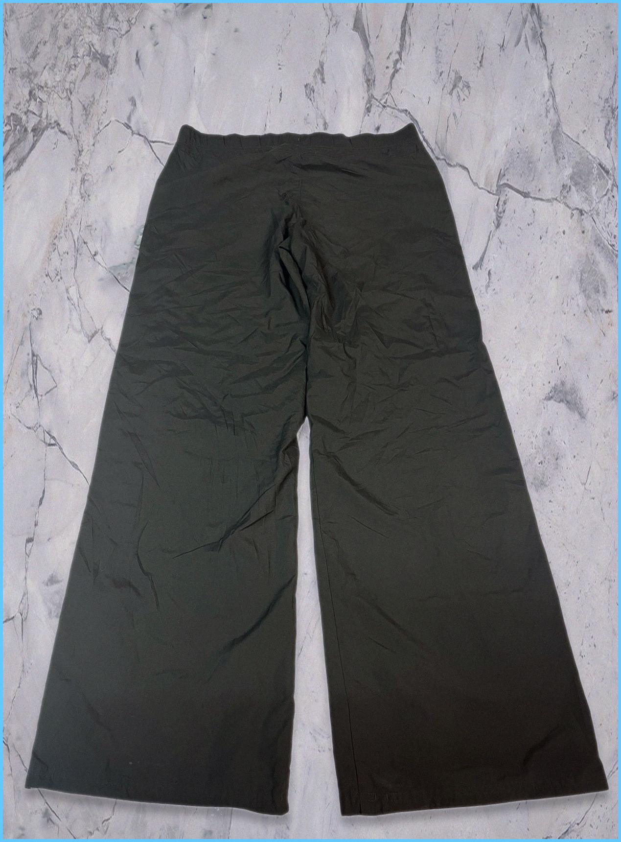Vintage Nike Trackpants baggy L fit S 5-3-9-0