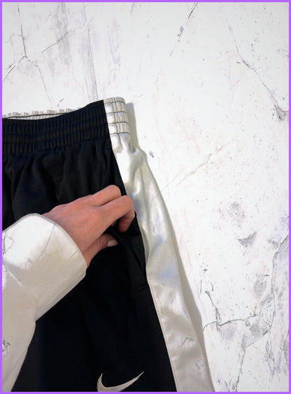 Nike Vintage Trackpants L baggy 6-9-4-9