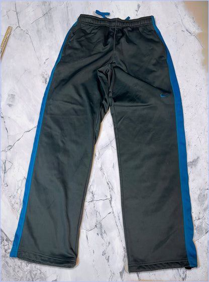 Nike Vintage Trackpants M gefüttert baggy 5-4-3-3