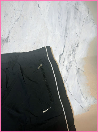 Vintage Nike Trackpants M fit S 5-5-7-1