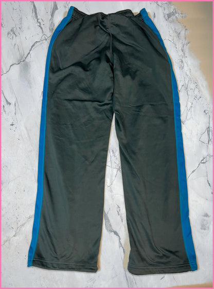 Nike Vintage Trackpants M gefüttert baggy 5-4-3-3
