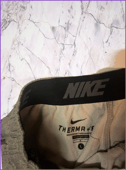 Vintage Nike Trackpants baggy L fit S 5-3-9-3