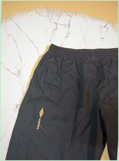 Vintage Umbro Trackpants 36 fit M 5-6-2-7