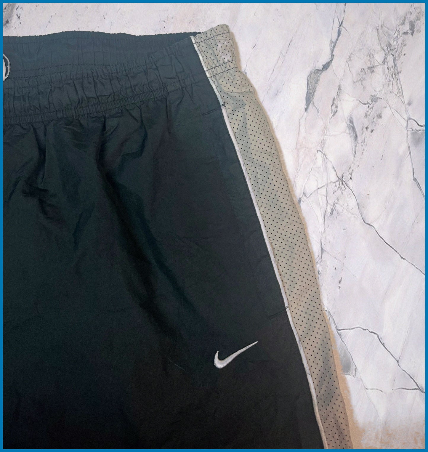Vintage Nike Trackpants L 5-6-0-0