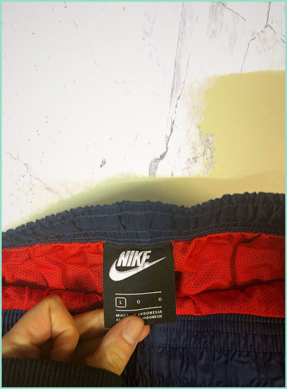 Vintage Nike Trackpants L fit S 5-7-7-8
