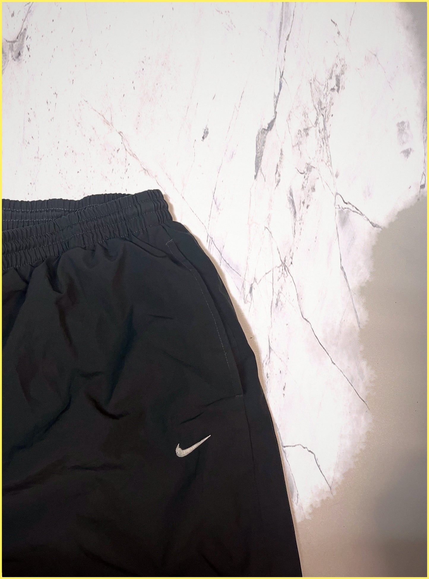 Vintage Nike Trackpants baggy XL fit S 5-3-7-0