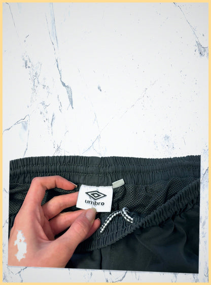 Umbro Vintage Trackpants Xl baggy 6 8 1 8