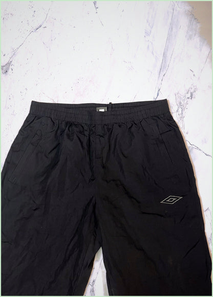 Umbro Vintage Trackpants M baggy 5 3 4 6