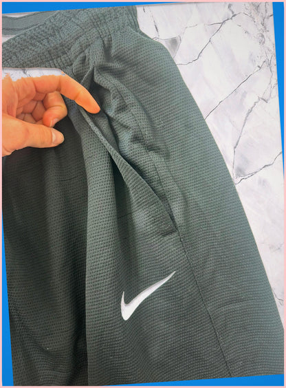 Nike vintage Trackpants XXL Baggy 7-262